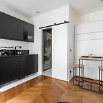 La Le Marais